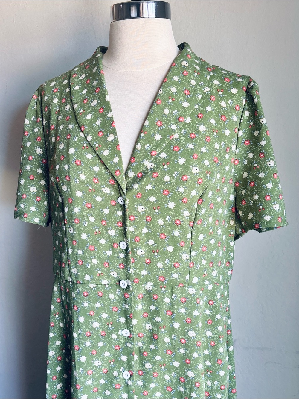 Green Ditsy Floral Print Button Down Midi Dress Retro 1940s Style - Picture 3 of 3